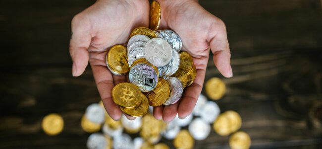 Quanto rende 1.000 reais em Bitcoin por mês?